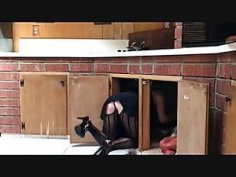Milf stuck in the kitchen fucked by neighbortreikh8l